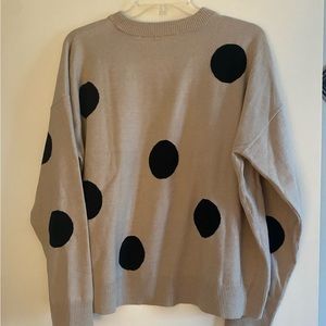 Tahari crew neck sweater